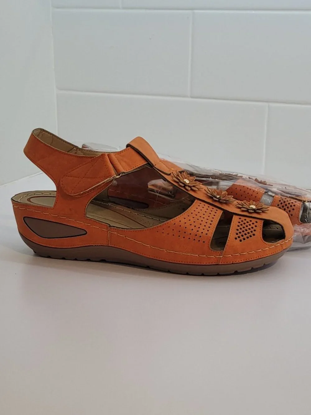 Orange Comfort Bed Women's Short Wedge Summer Sandals Size 11-12 New - Picture 5 of 7